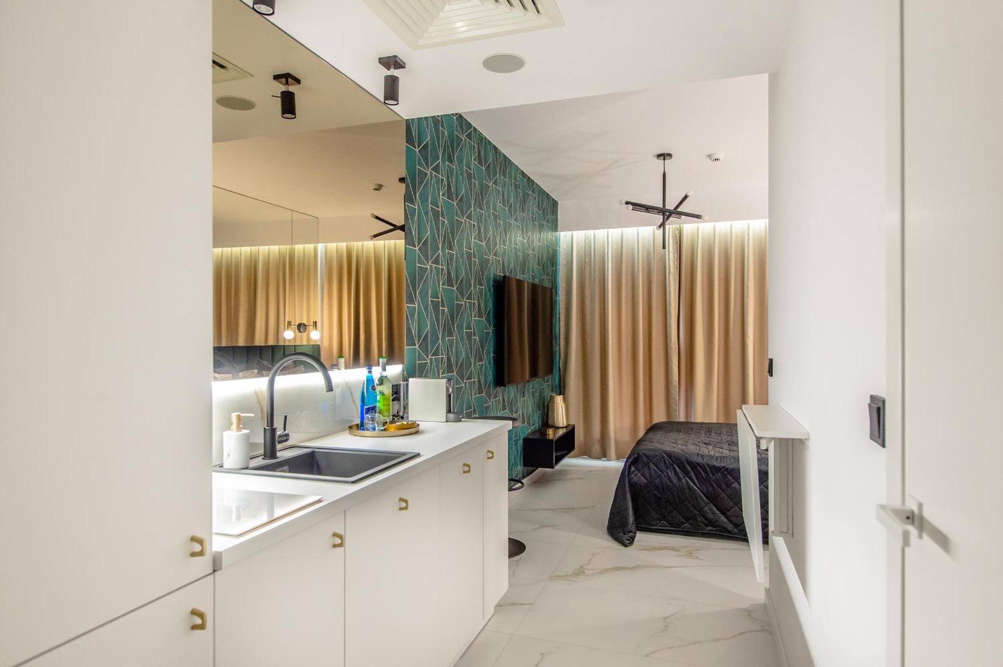 Super-Apartamenty Vip Jacuzzi III Poznań Esterno foto