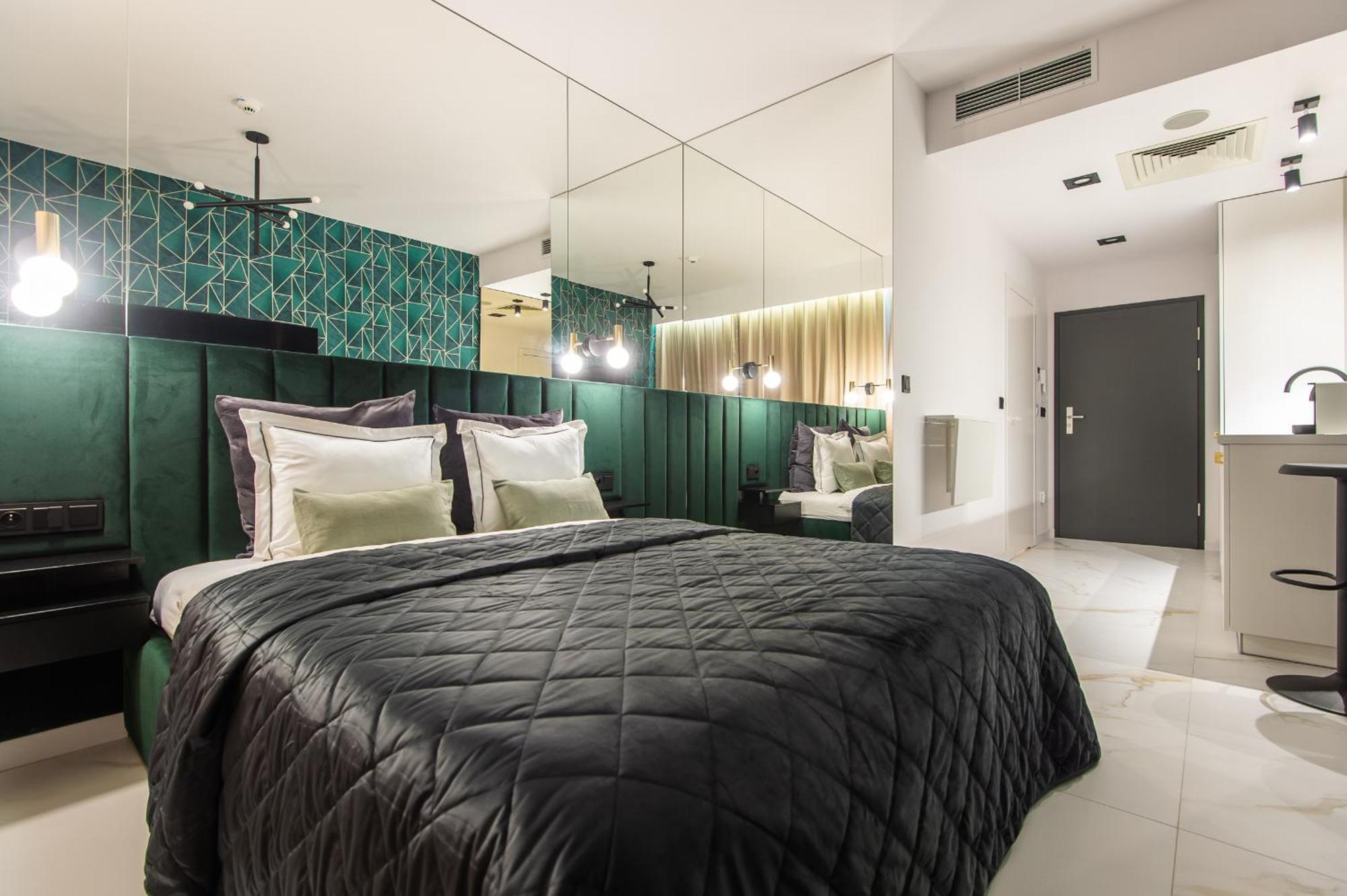 Super-Apartamenty Vip Jacuzzi III Poznań Esterno foto