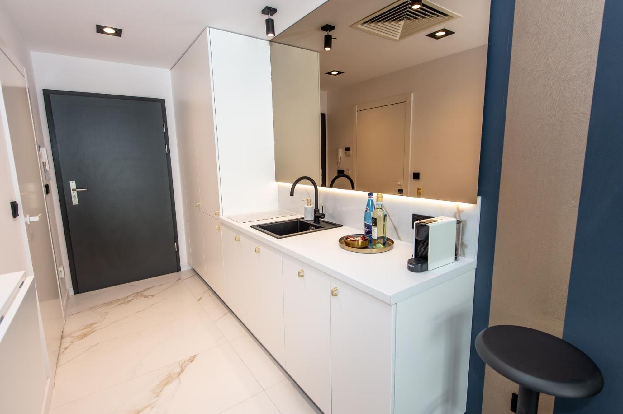 Super-Apartamenty Vip Jacuzzi III Poznań Esterno foto